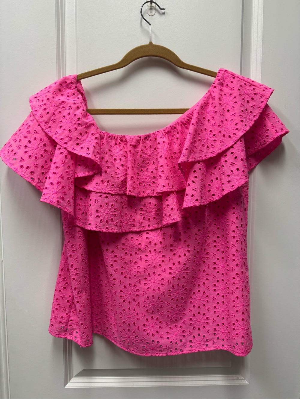 Lilly Pulitzer Off-Shoulder Ruffle Eyelet Top - Hot Pink